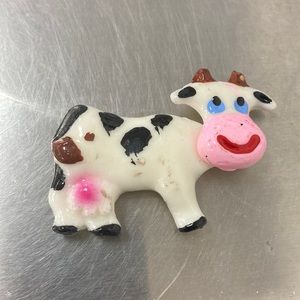 Cow magnet